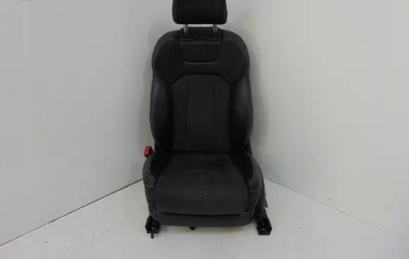 Audi Q7 4M Front driver seat 