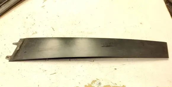 Toyota Corolla Verso E121 Front door glass trim molding 757550F010