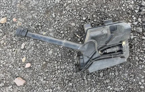 Opel Astra K Windshield washer fluid reservoir/tank 39010941 422448907 39010942
