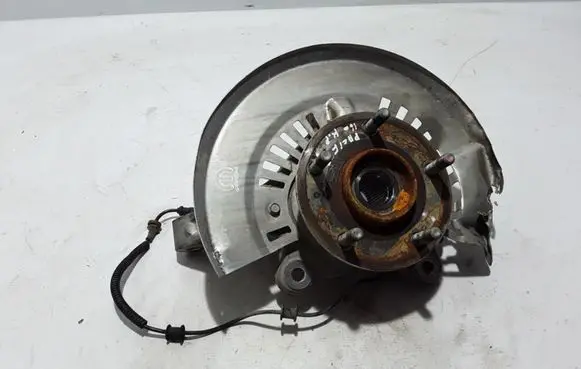 Chrysler Pacifica Front wheel hub 68189019AB