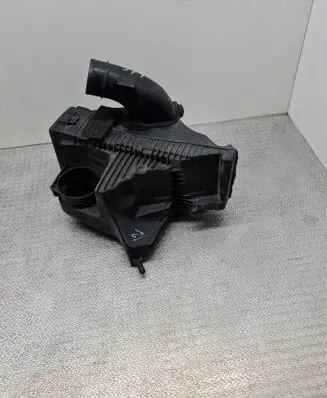 Renault Clio III Air filter box 8200398990 8200366976 8200437235