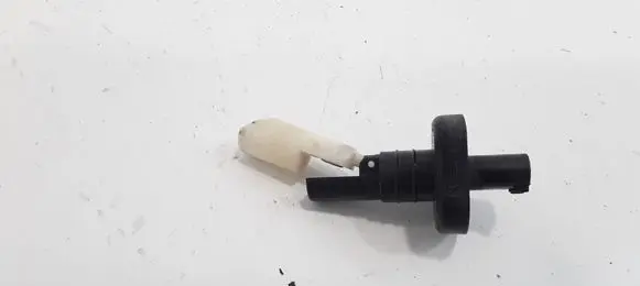 Mercedes-Benz E W211 Windshield washer fluid level sensor 2205400045