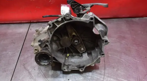 Volkswagen Cross Polo Manual 6 speed gearbox LNR