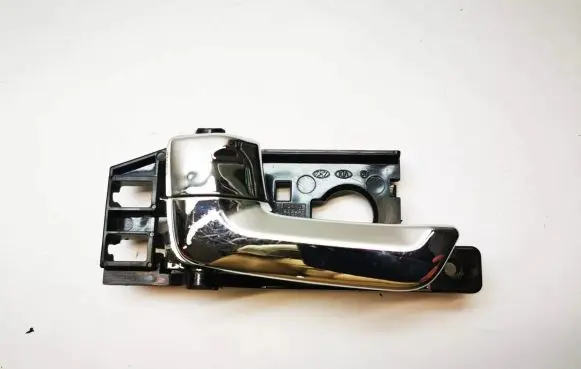 KIA Sportage Front door interior handle 826131F000