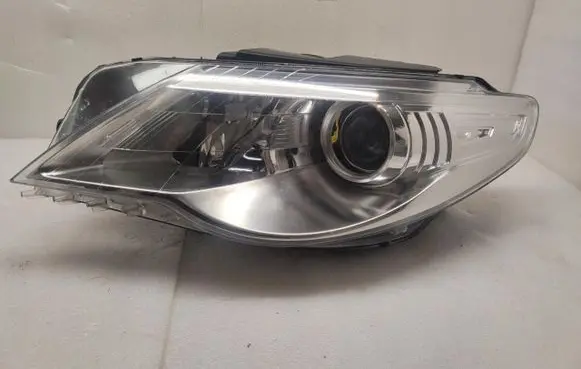 Volkswagen PASSAT CC Headlight/headlamp