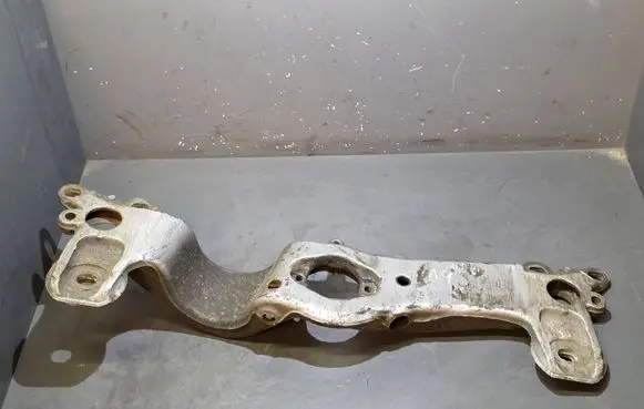 Audi A4 S4 B6 8E 8H Gearbox mounting bracket 8E0399263T