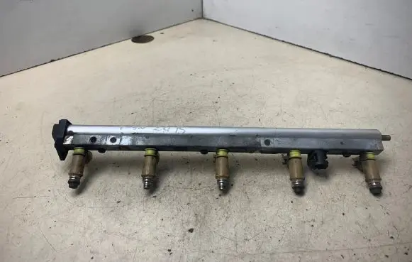 Volvo V50 Fuel injection system set 8699448 0261230109 PA66GF30
