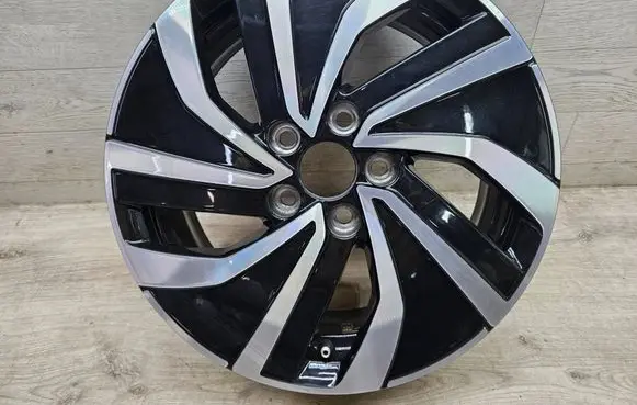 Volkswagen Polo VI R15 alloy rim 2G0601025AS