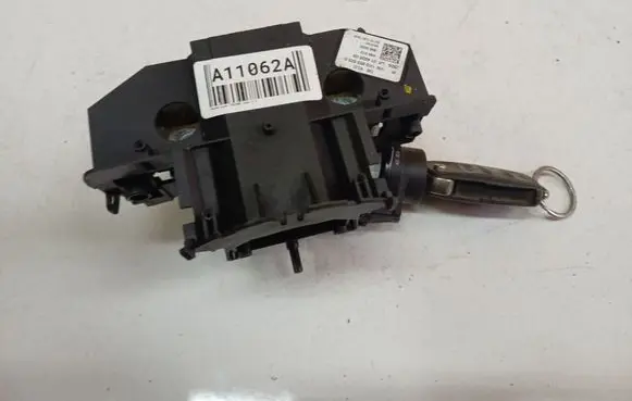 Volkswagen Touran I Ignition lock 1K0953503H