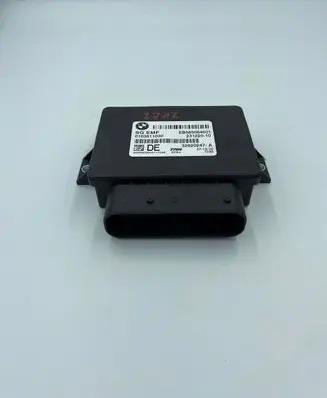 BMW X3 F25 Hand brake control module 6850846 0103611030 32620247A