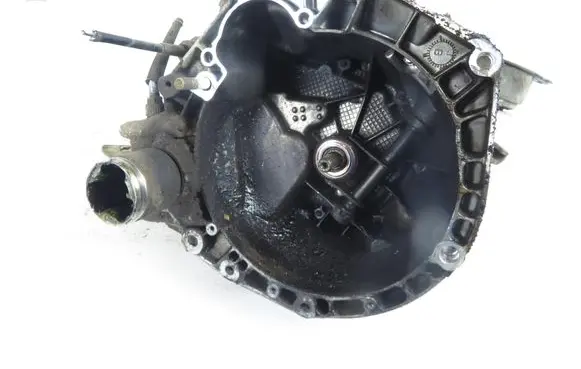 Manual 6 speed gearbox