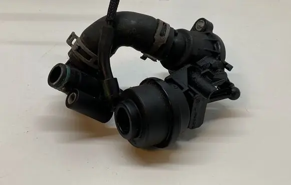 Audi Q5 SQ5 8R Thermostat/thermostat housing 059121506G