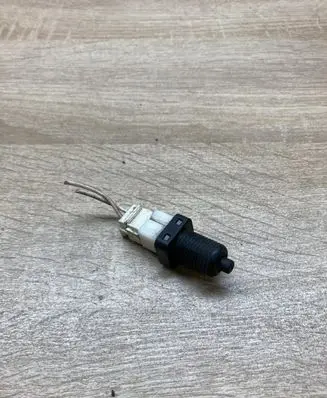 Mazda 6 Brake pedal sensor switch H104K