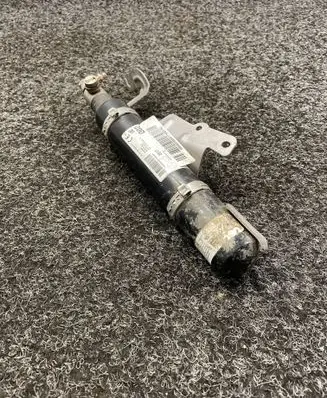 Mercedes-Benz GLE (W166 - C292) Other engine bay part A1668602900