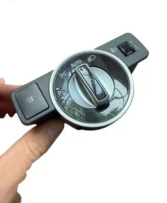 Mercedes-Benz C W204 Light switch 2049053103 10091543 2047053103