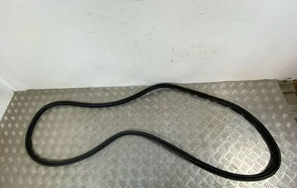 Honda CR-V Trunk rubber seal (body)