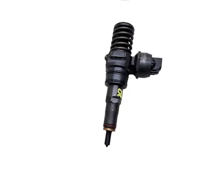 Volkswagen Sharan Fuel injector 038130073AK
