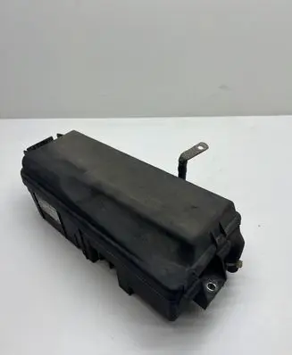 Opel Signum Fuse module 13144709 00107118