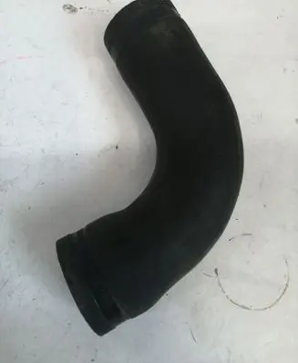 Audi A4 S4 B5 8D Intercooler hose/pipe 8D0145834
