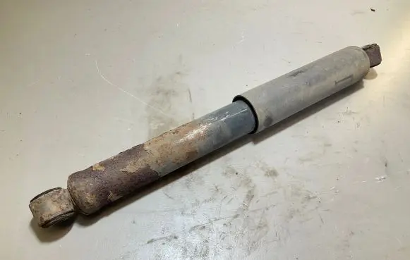 Iveco Daily 6th gen Rear shock absorber/damper