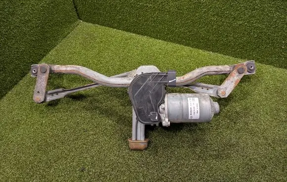 Renault Trafic III (X82) Front wiper linkage and motor 288004907R 93867984 0390243508