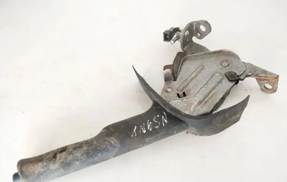 Nissan Sunny Handbrake/parking brake lever assembly