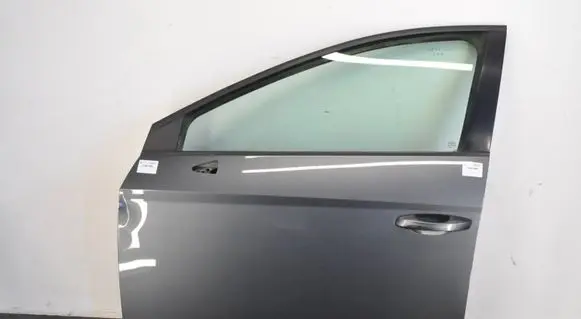 Seat Leon (5F) Front door 