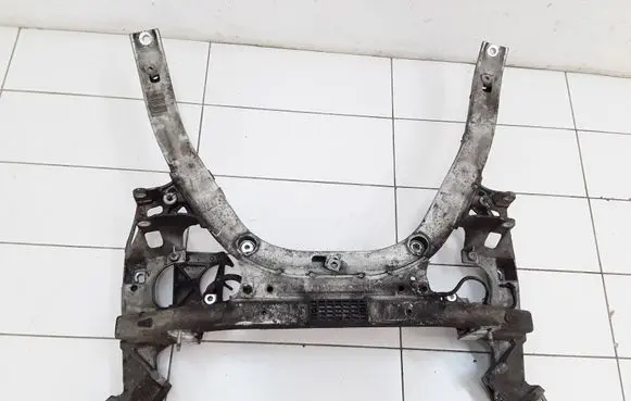 BMW 5 E60 E61 Front subframe