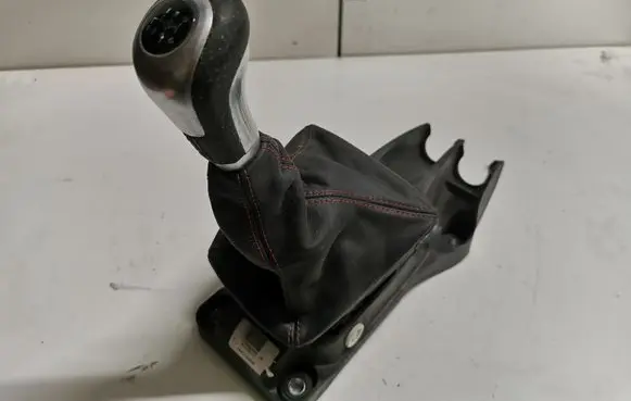 Mercedes-Benz GLA W156 X156 Gear shifter/selector A1763600209