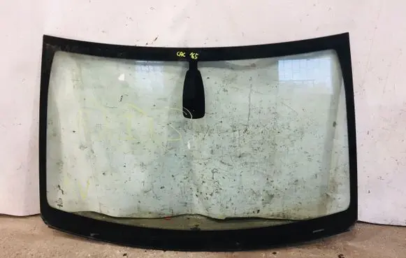 Citroen C4 Cactus Front windscreen/windshield window 
