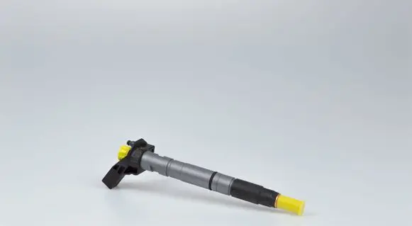 Audi Q5 SQ5 8R Fuel injector 0445116015