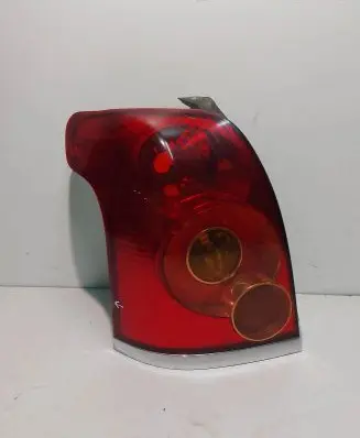 Toyota Avensis T250 Rear/tail lights