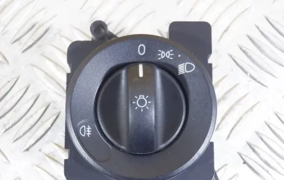 Volkswagen Crafter Light switch 9065450104 ZGS003 217748