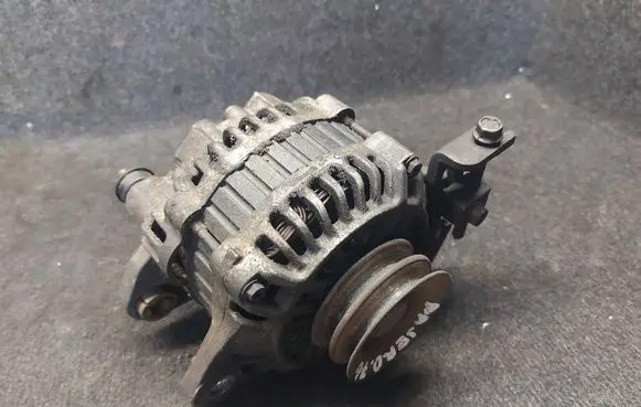 Mitsubishi Pajero Generator/alternator A3TB1999