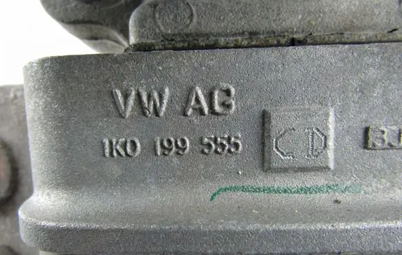 Volkswagen Jetta VI Engine mount bracket 1K0199555CD