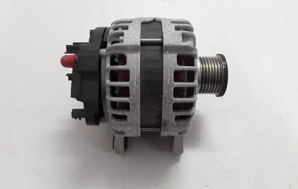 Renault Megane IV Generator/alternator 231004BE0B