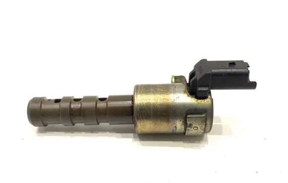 Renault Scenic II - Grand scenic II Camshaft position sensor 108674