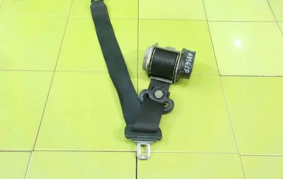 BMW Z3 E36 Front seatbelt 839769503 17AB196