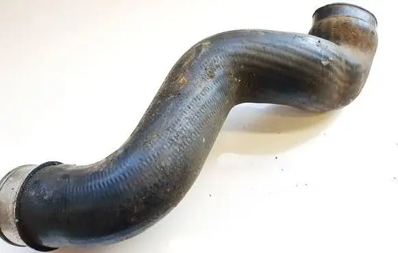 Audi A4 S4 B6 8E 8H Intercooler hose/pipe 8e0145745b