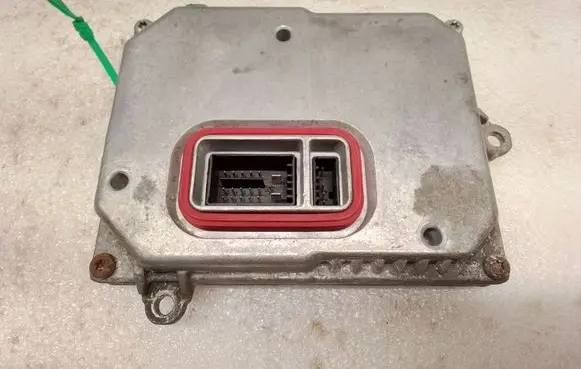 Audi A4 S4 B7 8E 8H Headlight ballast module Xenon 1307329115