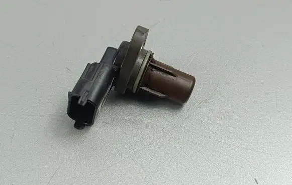 KIA Telluride Camshaft position sensor 393183L000
