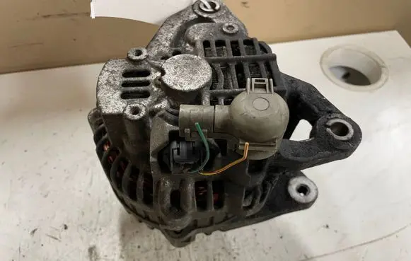 Mazda 6 Generator/alternator A3TB6581 6523