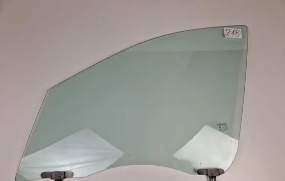 Renault Scenic III - Grand scenic III Front door window glass four-door 43R00049