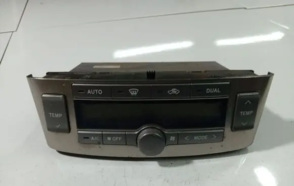 Toyota Avensis T250 Climate control unit 5590205050H