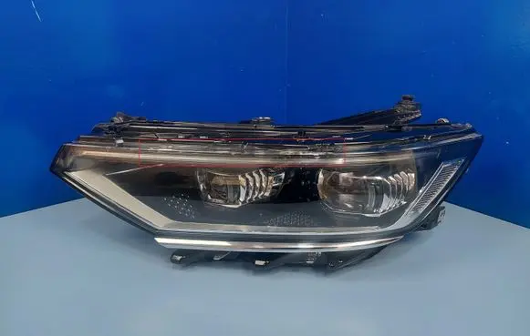 Volkswagen PASSAT B8 Headlight/headlamp 3G1941081P 90175144