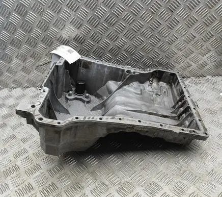 Mercedes-Benz C W204 Oil sump A2710141402