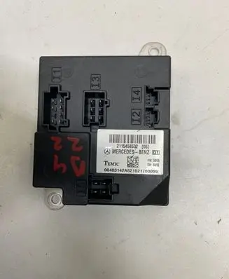 Mercedes-Benz E W211 Comfort/convenience module 2115458532