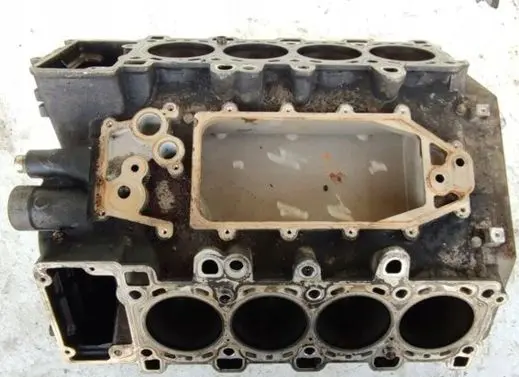BMW 7 E65 E66 Engine block 7792794