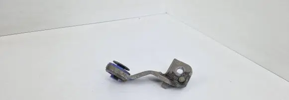 Peugeot 5008 II Radiator mount bracket 9603779180