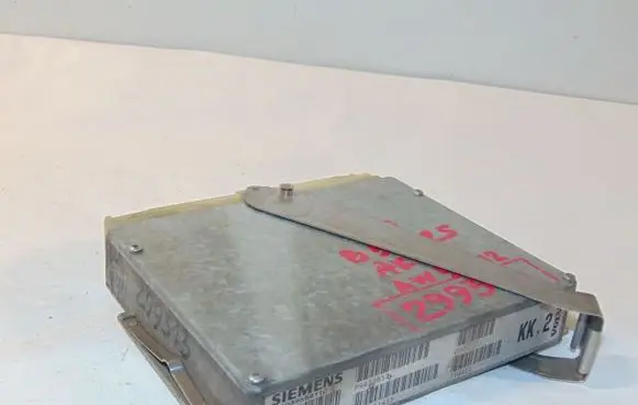 Volvo V70 Engine control unit/module S103955411C P9432617